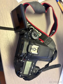 Canon EOS 70D + EF-S 18-55mm - 3