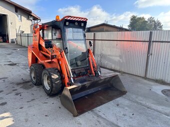 LOCUST L 753 E - 3