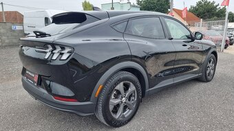 Ford Mustang Mach-E 75,7kWh RWD STD za 31.490 € s DPH - 3
