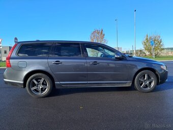 Volvo V70 D5 12/2008 výkon 136KW - 3