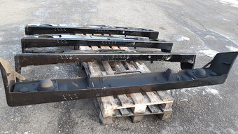 Nárazník Tatra 815 - 3