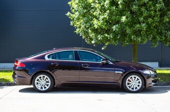 Jaguar XF 2.2D Premium Luxury - 3