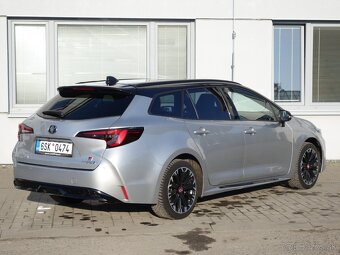 Corolla 2,0 Hybrid combi GR sport - 3