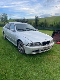 Rozpredám e39 530d - 3