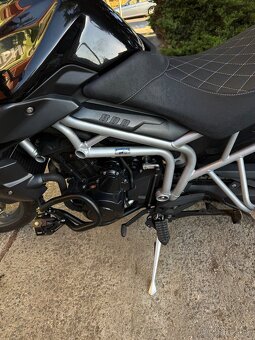 Triumph TIGER 800 - 3