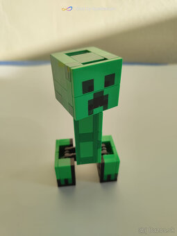 Lego Minecraft set 21156 - 3