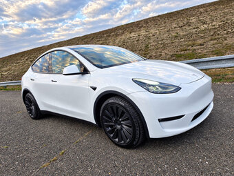 Tesla Model Y 2022 - 3