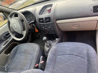 Renault Clio 1.2 r.v.2002 - 3