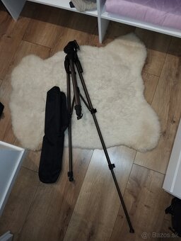 Canon EOS 1300D - 3