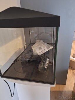 Predam 54l akvarium so skrinkou - 3