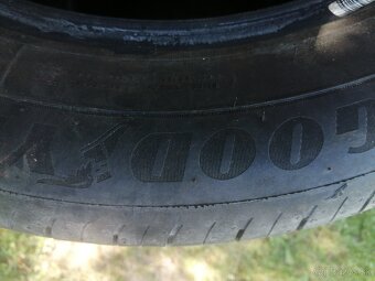 Goodyear 205 /55 r16 - 3