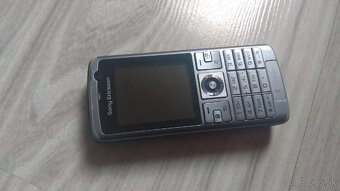 Sony Ericsson K610i - 3