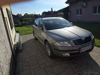Škoda oktavia 2 1.6 Benzin Elegance - 3
