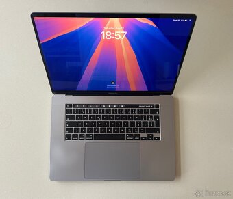 Apple MacBook Pro 16'' (CTO Intel i9 / 1TB / 32GB) - 3