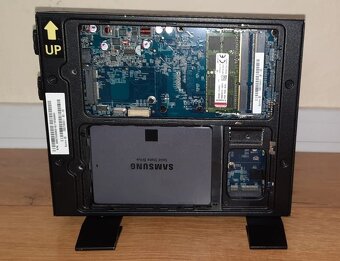 Shuttle miniWorkstation DS57U, Win 11Pro, i7, 8GB RAM, SSD - 3