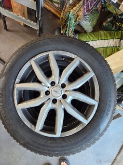 Zimná sada 5x108 R18, 235/60/18 Volvo - 3