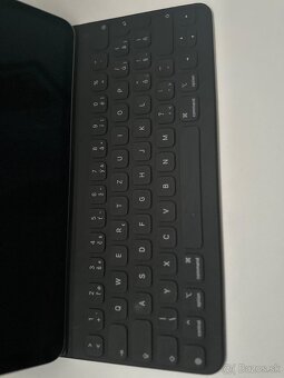 iPad PRO 12.9” M2 256GB 6th generácia - 3