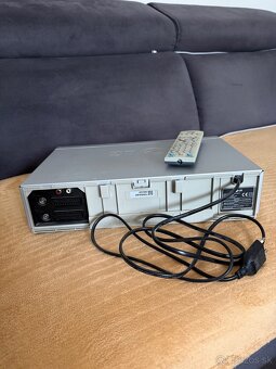 VHS videorekordér LG - 3