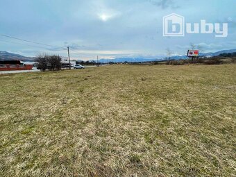 Veľký rovinatý pozemok na výstavbu rodinných domov 5 263 m2 - 3