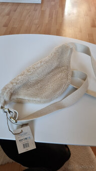 Predám novú Crossbody ľadvinku HINDBAG - 3