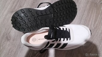 Botasky ADIDAS - 3