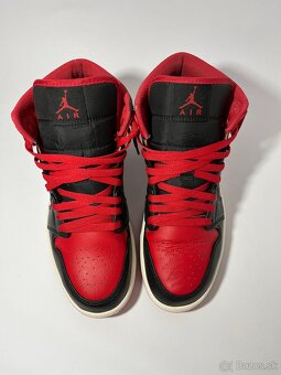 Nike Air Jordan 1 Mid - 3