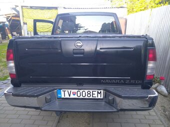 Nissan Navara D22 - 3