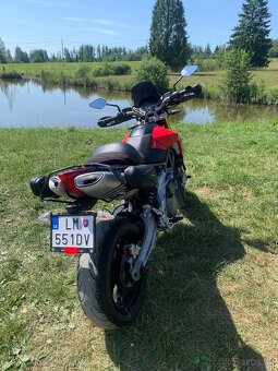 Aprilia Dorsoduro 750 - 3