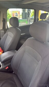 Predám Ford S-MAX 2.0 TDCi 103 kW, r.v. 2007 - 3