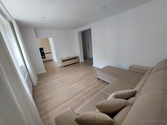 3-izbový byt Prievidza/ staré sídlisko - 3