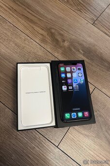 iPhone 11 - 3