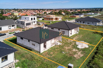 Predaj 4 izbový rodinný dom, novostavba, garáž - 3