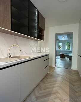 Výnimočný 2-izbový byt po kompletnej rekonštrukcii v centre - 3