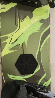Predám snowboard zn.Radical - 3