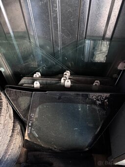 Honda CR-V bočné sklá - 3