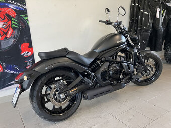 Kawasaki Vulcan 650 S - 3