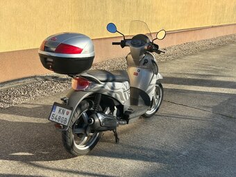 Aprilia Scarabeo 200 - 3