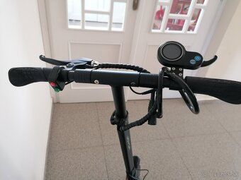 Elektrická kolobežka Joyor X5S čierna - 3