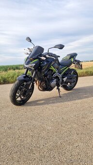 Kawasaki Z900 - 3