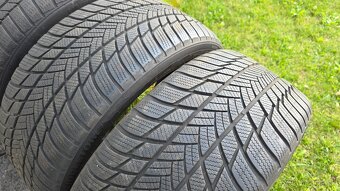 Sada 4ks: zimné pneu 255/40 R20 dezén 5,3-6,3mm - 3