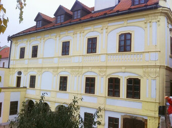 REI PREMIUM - Predaj barokovej budovy v srdci Bratislavy – I - 3