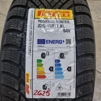 Zimné pneumatiky 225/45 R17 Pirelli Powergy - 3