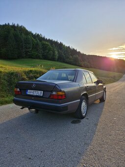 Mercedes-Benz E 250D W124 - 3