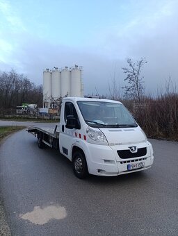 Predám odtahovy special do 3,5t - 3