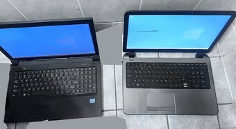 4x notebooky + univerzalna nabijacka - 3