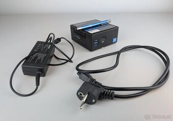 Gigabyte GB-BACE-3000 - N3000, 4GB RAM, WiFi, ZÁRUKA - 3