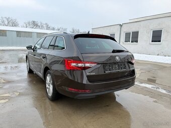 Skoda Superb Combi 2.0 TDI Style DSG - 3