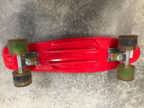 Skateboard svetielkujúci - 3