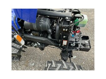Predám malotraktor Farmtrac 26 / 9+3 na SPZ, Záruka - 3