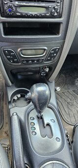 Hyundai santa fe - 3